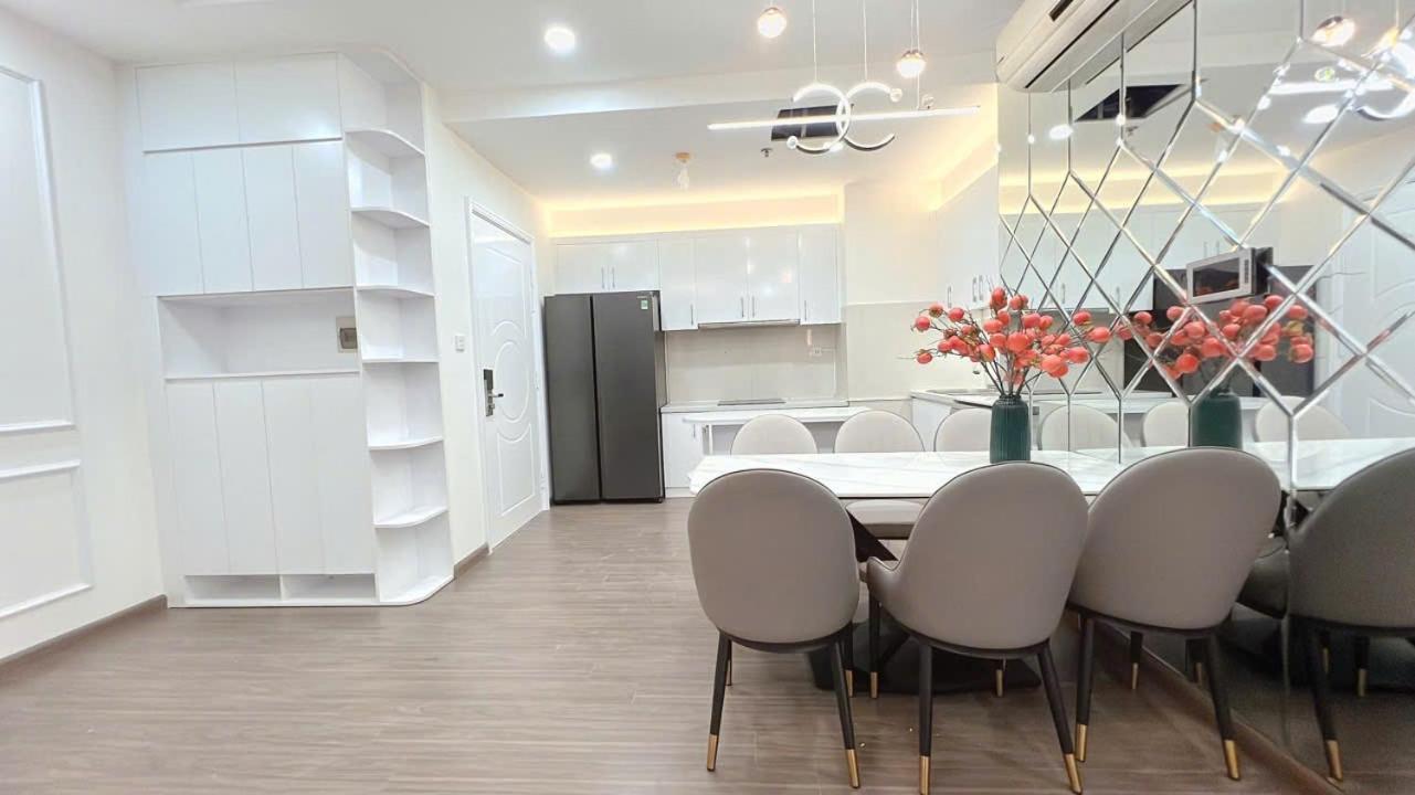 Căn hộ Palm House In Vinhomes Times *